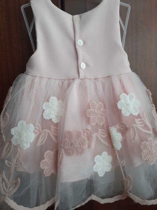 Детски официални роклички