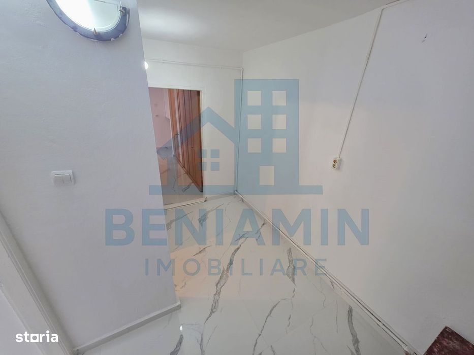 Trei camere doua bai 1Mai etaj 1 -centrala termica -75mp