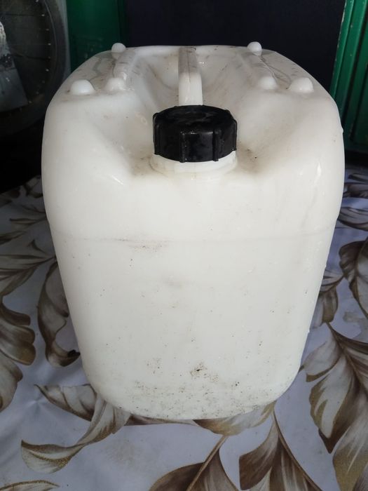 Продам пластиковые бочки