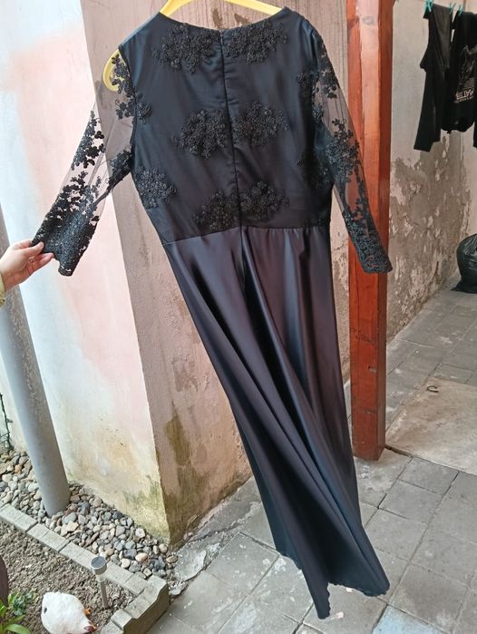 Rochie damă de culoare neagră