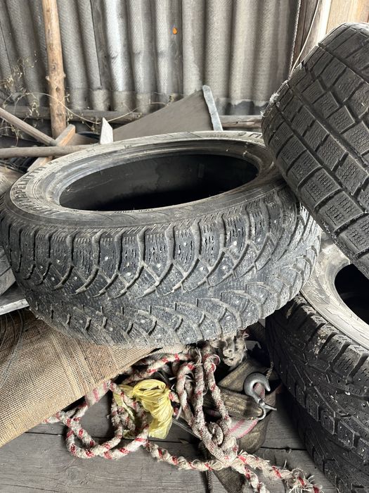 Зимние резины. .