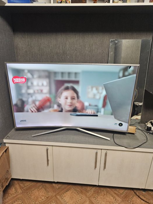 Продам телевизор сматр тв самсунг