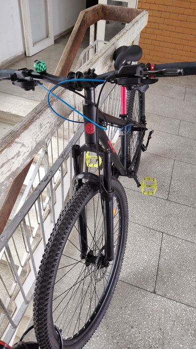 Bicicletă frine pe discuri