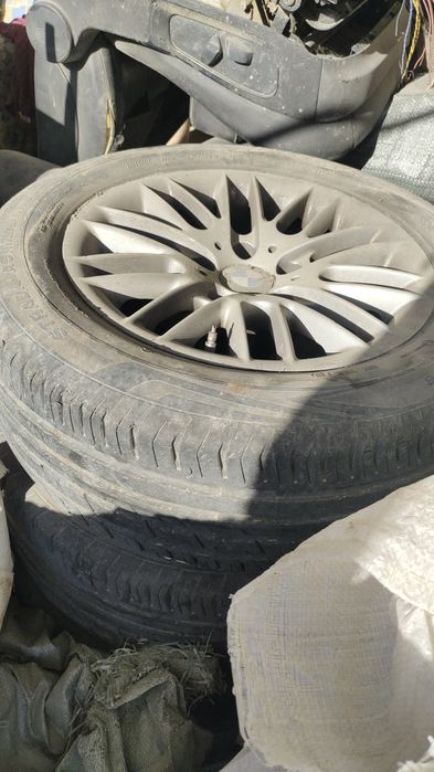 Диски с резиной на BMW