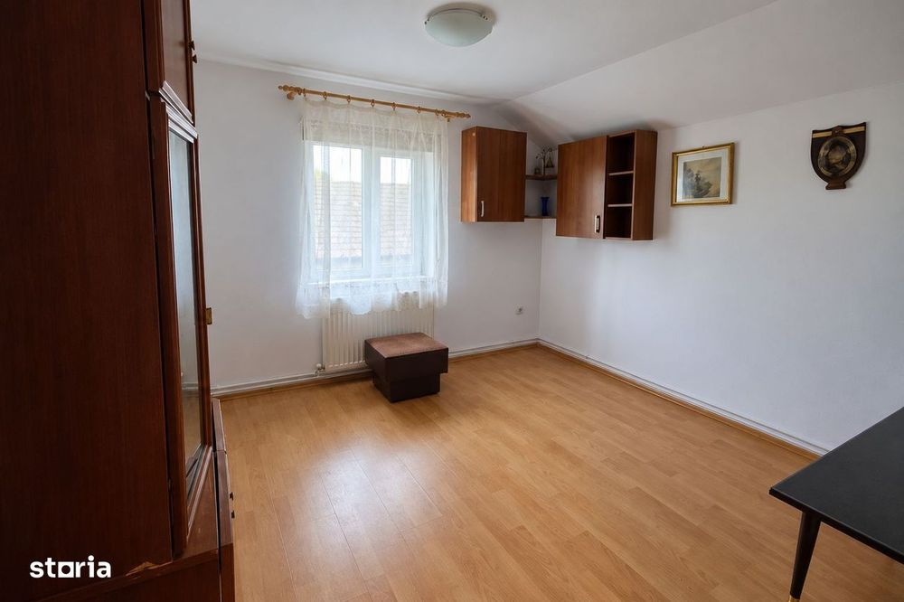 Casa tip triplex de vanzare, Floresti zona str Avram Iancu Lidl