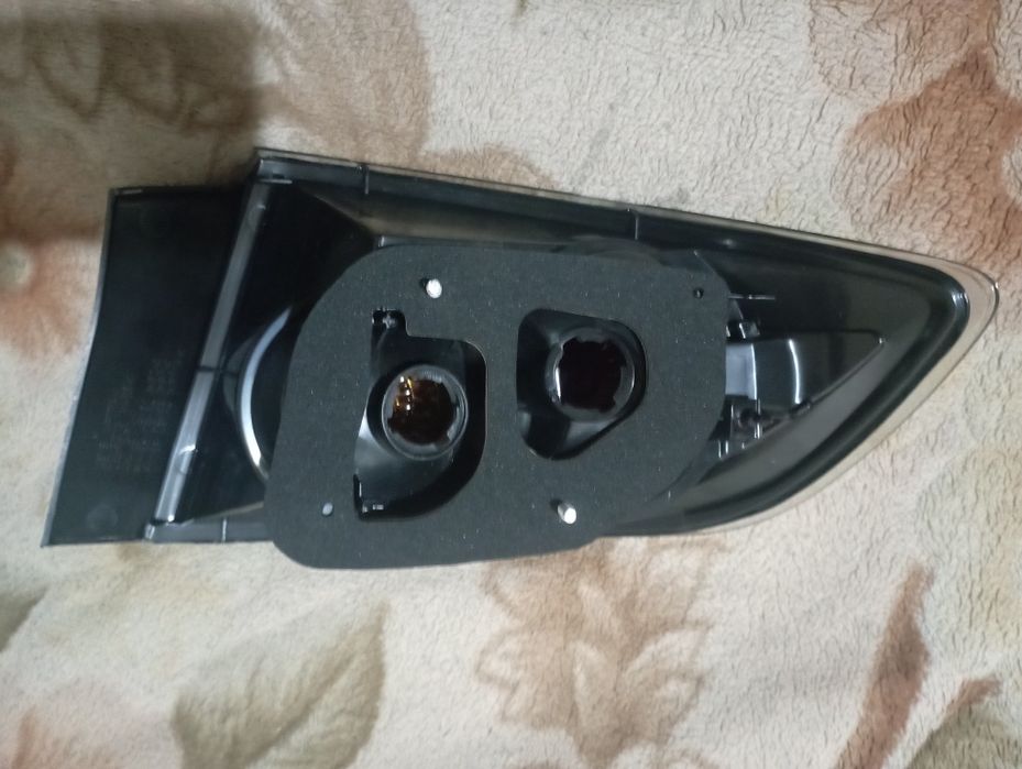 Фары задние на Мазда 3