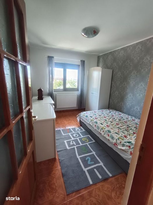 Inchiriere apartament 3 camere Targoviste- zona Minisat