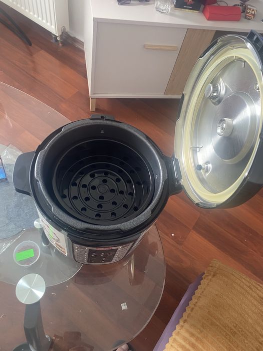Tefal oală sub presiune