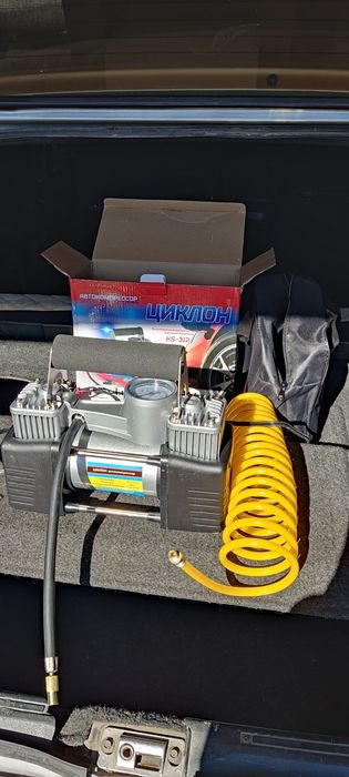 Компрессор для автомобиля двухпоршневой