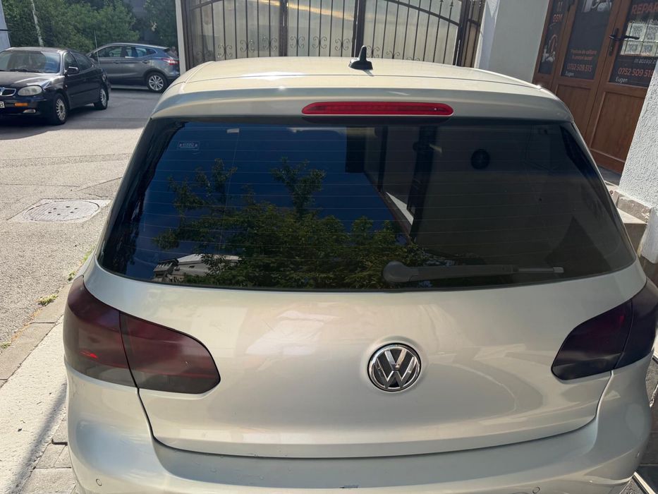 VOLKSWAGEN Golf 2012 — imagine 2