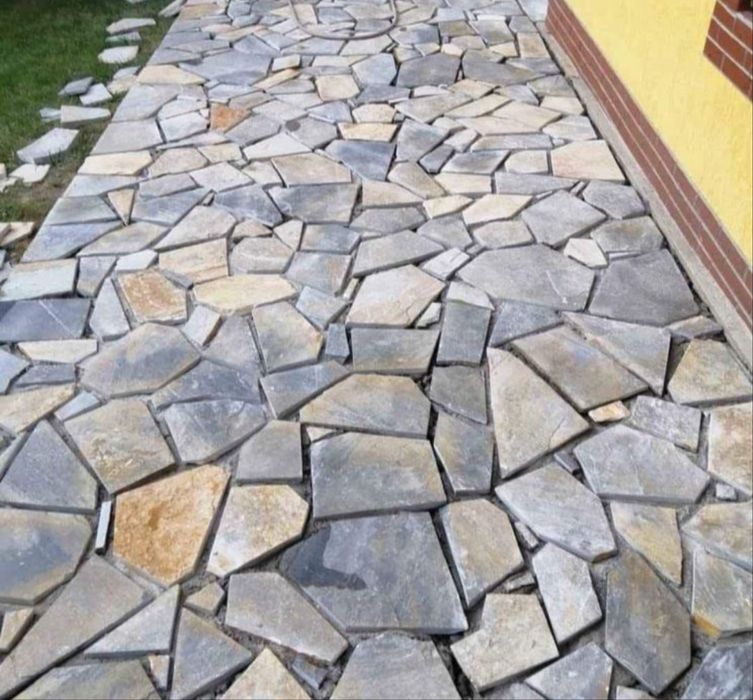 Piatra naturala de munte si montaj profesional la cel mai bun pret