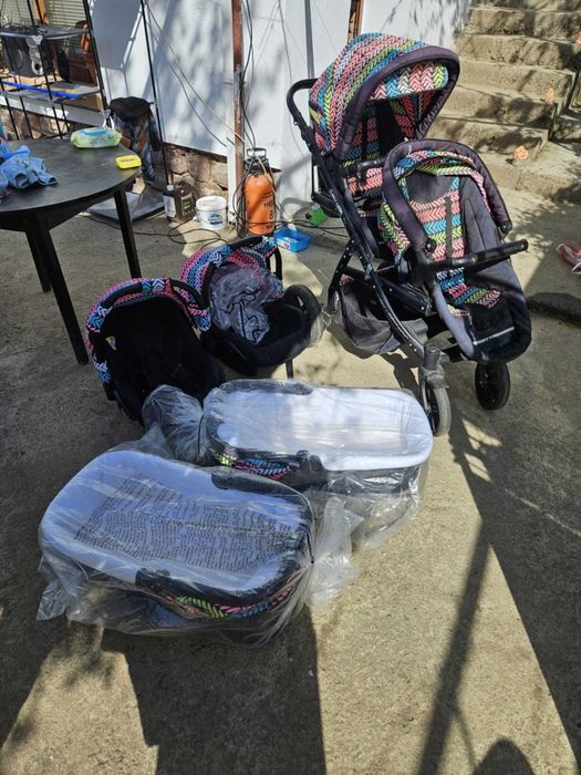 Продавам количка за близнаци