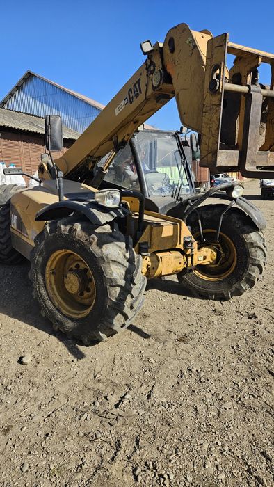 Dezmembrez încărcător Telescopic Caterpillar th 330B