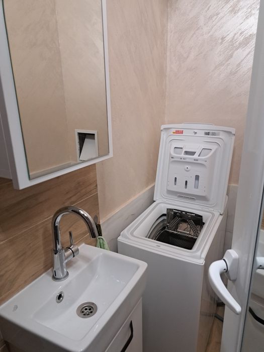 Дава се под наем Двустаен апартамент в Димитровград - 45 кв.м за 204 € - Снимка #2