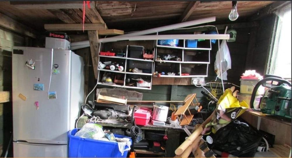 Почистване на тавани мазета гаражи. Апартаменти и къщи