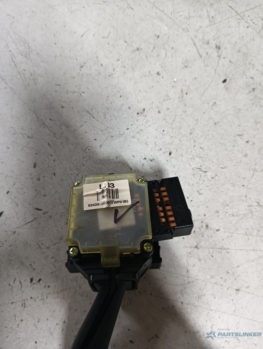 Maneta Stergatoare Hyundai Sonata Vi (Yf) [ 2009 - 2015 ] Oem 934203K0