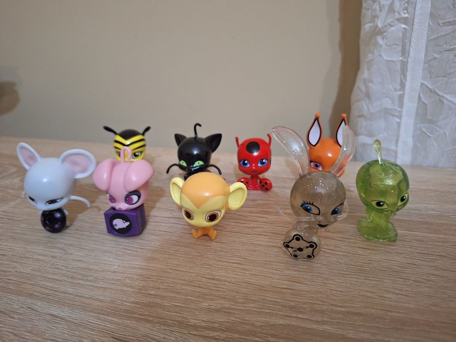 Кутия Miraculous, С  Kwami калинката и черния котарак