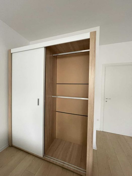 Set mobilier dormitor (Dressing / Comoda / Pat / Saltea / Noptiera)