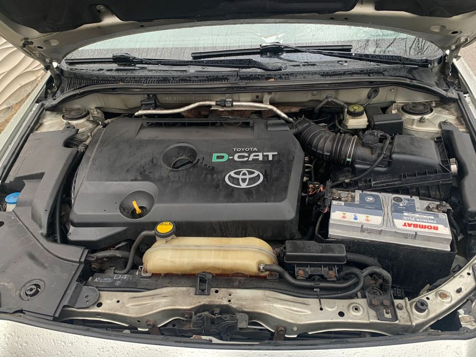 Piese toyota avensis 2.2 d-cat