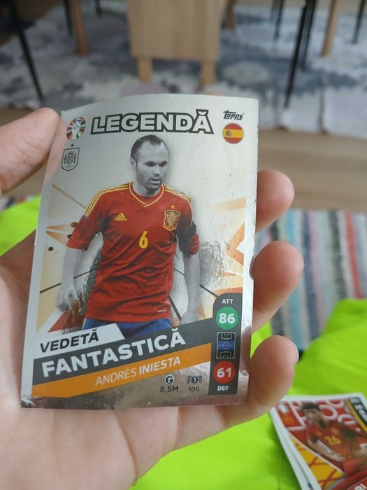Vând card din 2024 rar Andrés iniesta cu 25 de lei el costă 30 dar îl dau cu 30 doar din iași