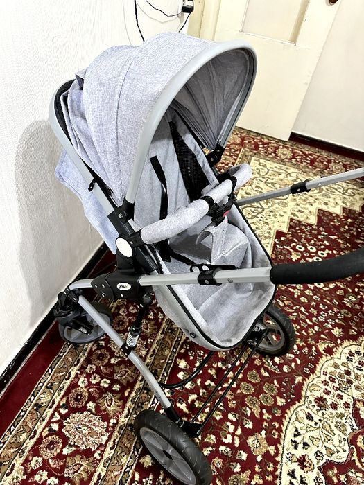 Bolalar kalyaskasi va hodinok birgalikda sotiladi