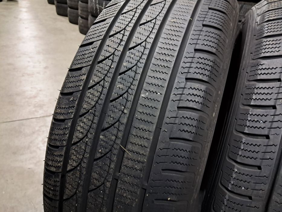 Anvelope second iarna 225 60 R17 Track Maxx