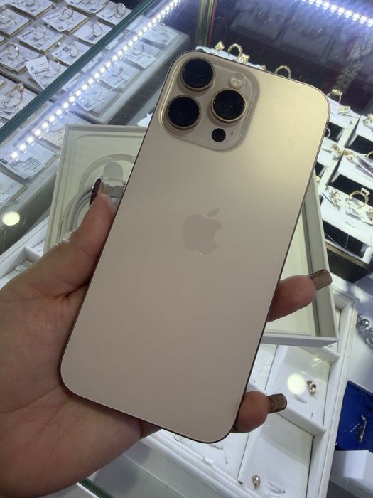 Продам Iphone 16 pro max 512 gb