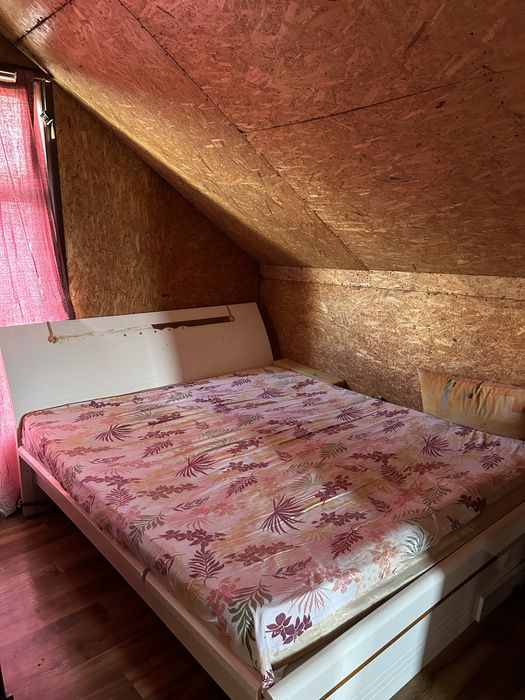 Продам спальный гарнитур