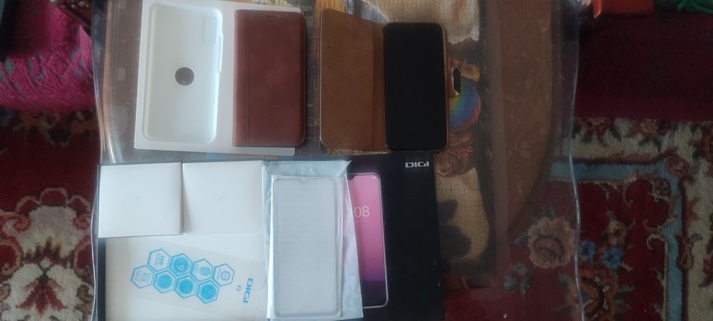 Lot diverse telefoane mobile +accesorii