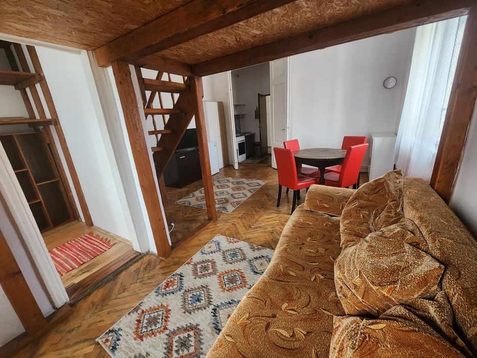 De închiriat apartament cu 1 camera Centru