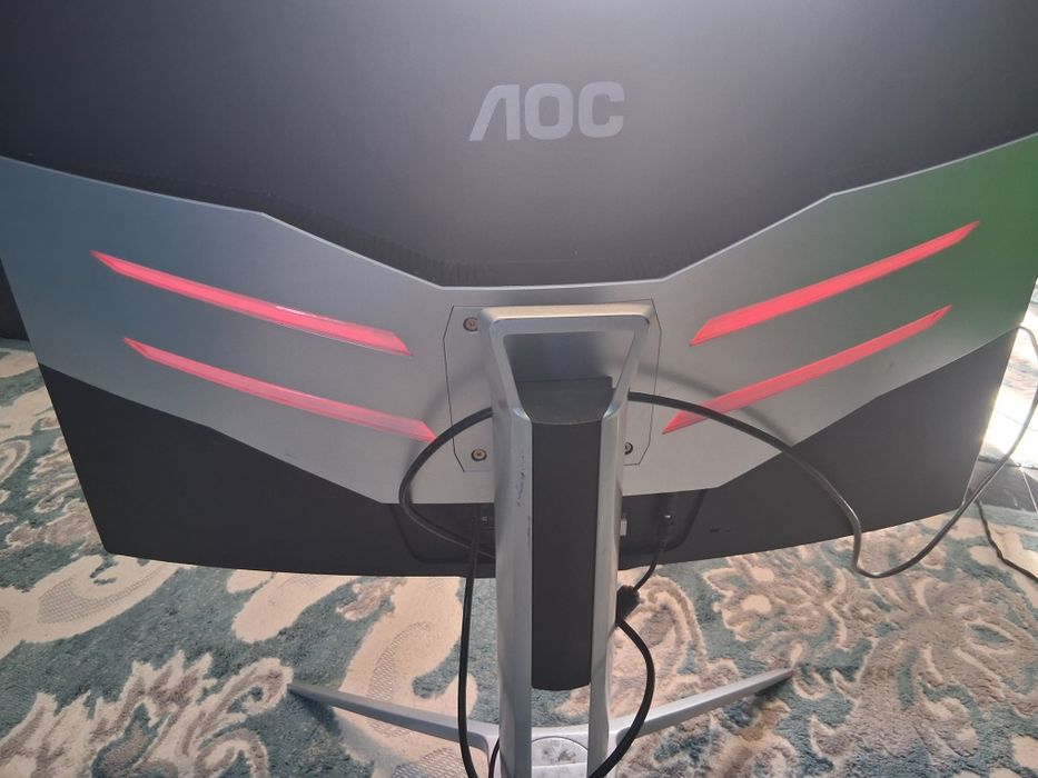 Vand monitor geming  aoc agon model AG322QCX