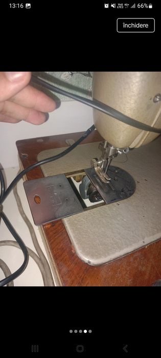 Mașina de cusut Pfaff