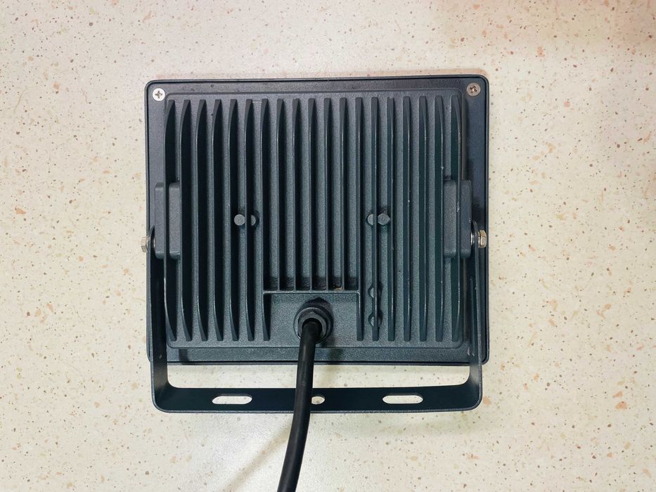 Proiector LED Adeleq