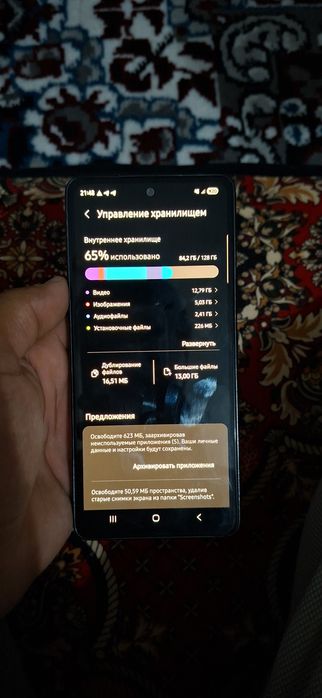 Samsung a53 xolati yaxshi xotirasi 8ga 128. kar/dakument bor