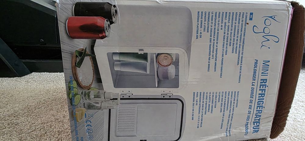 Mini Frigider Cosmetice si Auto Yoghi 4L Functie Dubla Racire si Incalzire Nou in Cutie