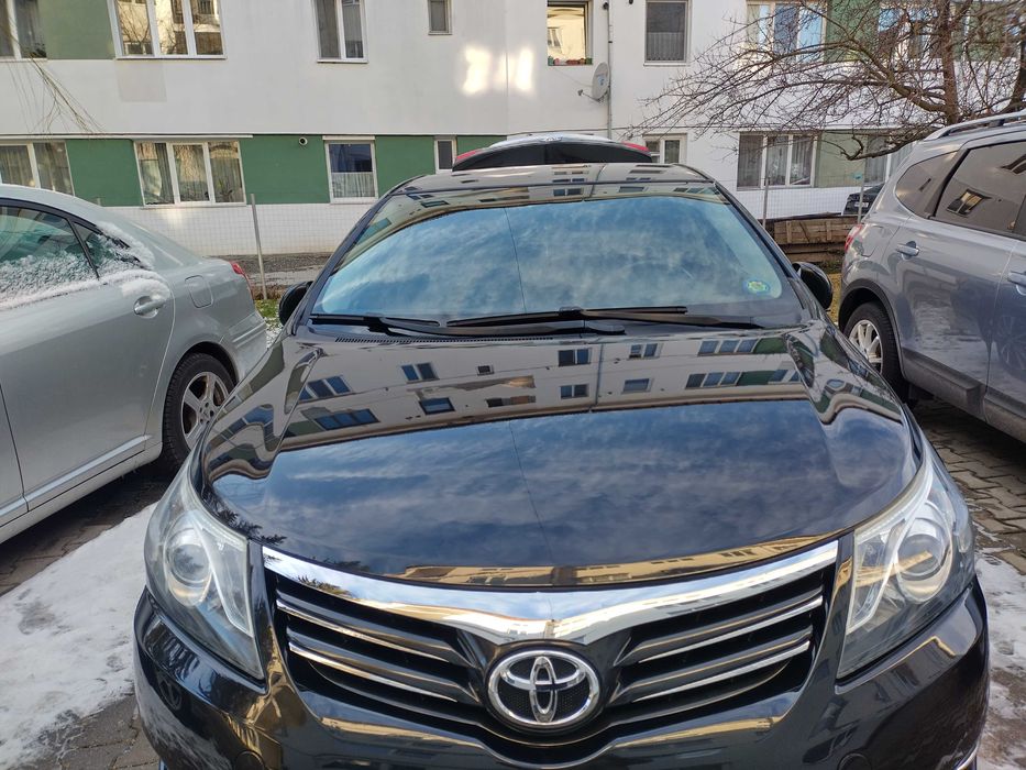 Toyota Avensis 1.8 benzina - Executiv