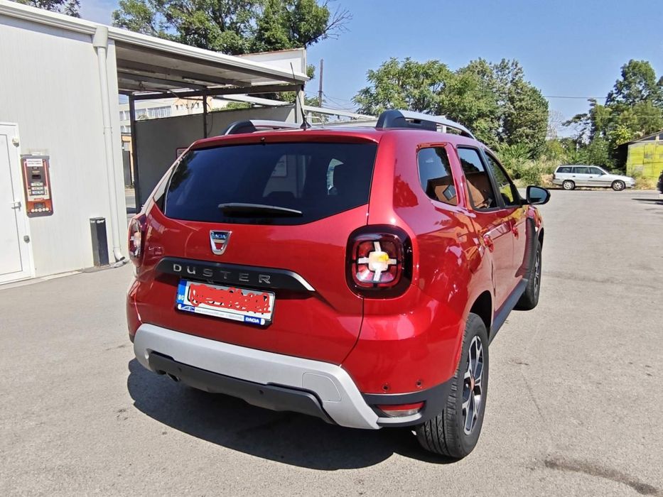 Dacia Duster 1.5 dCi 4x4 Red Line | Гаражна | 360 Камери | 1 СОБСТВЕНИК | 49 500 км|София