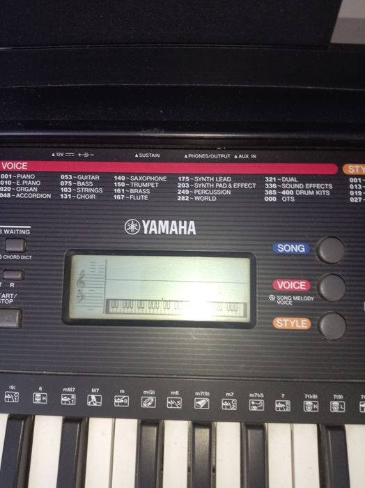 Yamaha PSR263 синтезатор