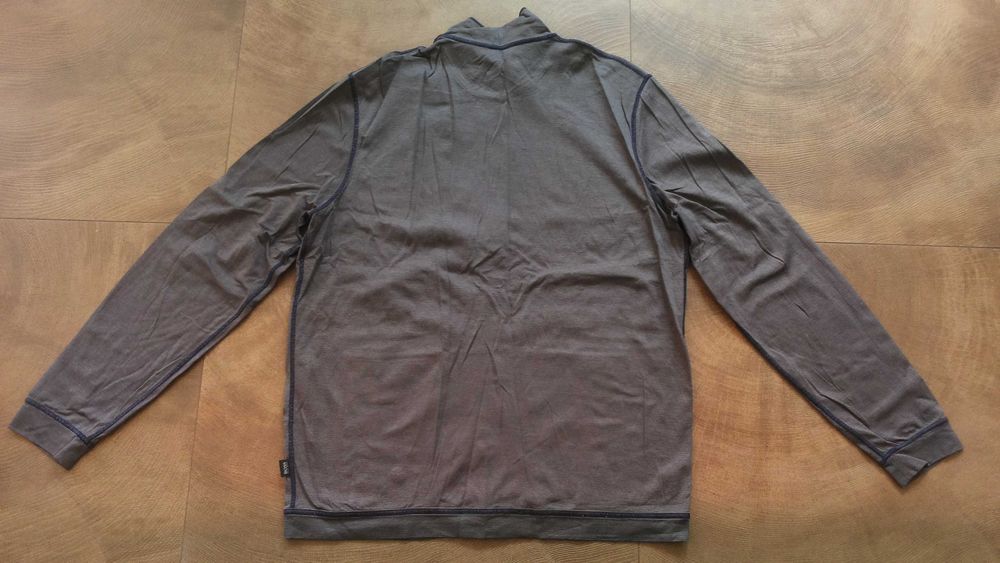 HUGO BOSS размер L / XL двулицева горница 14-59