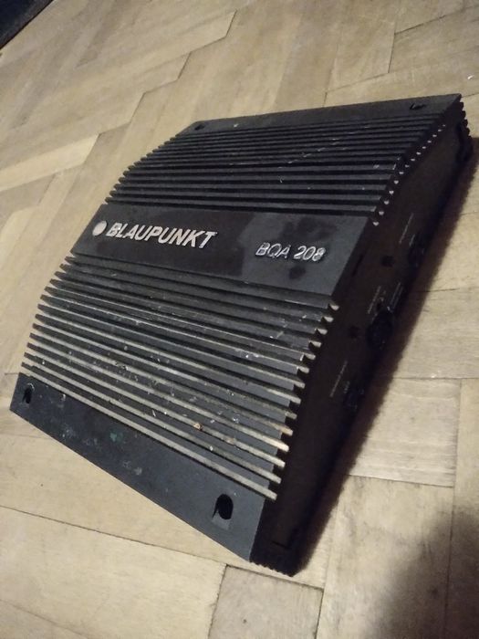 Aplificator blaupunkt 200w
