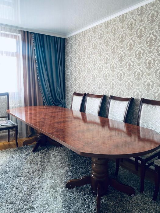 Мебель, стол продам