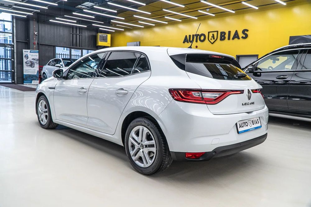 Renault Megane Led/Scaun incalzit/Tva/Lane assist/Bluetooth/Leasing-Rate FARA AVANS