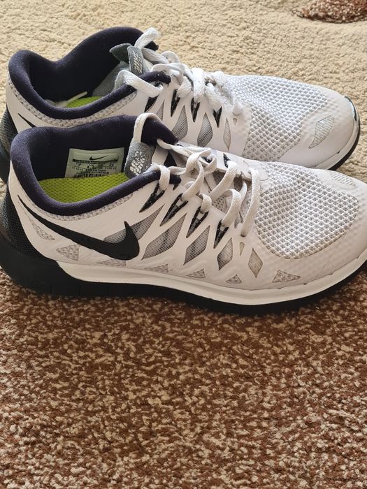 Обувки и маратонки