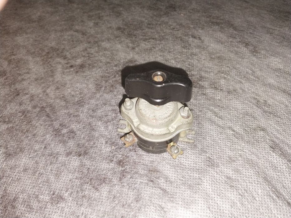 Пакетный выключатель