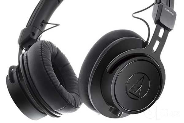 -Накладные закрытые профессиональные  наушники Audio-Technica ATH-M60x
