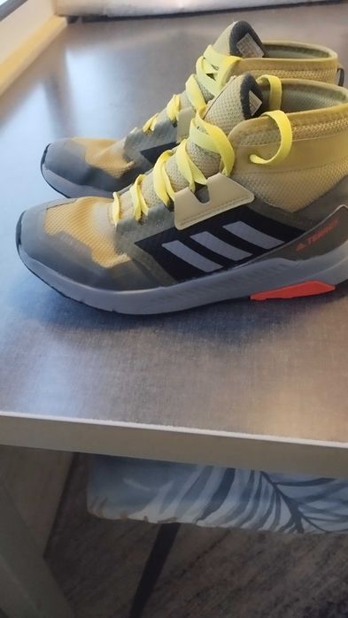 Детски маратонки Adidas Terrex