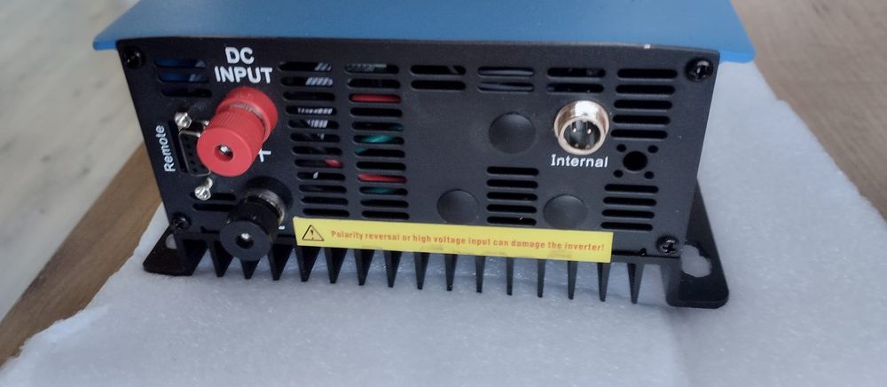 Мрежови инвертор SUN 2000 с WIFI Modul