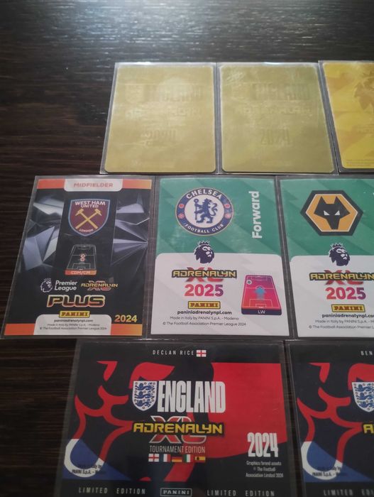 Карти Panini golden baller + други