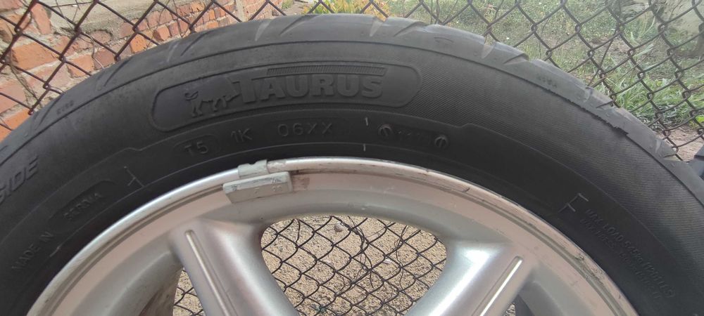 Джанти с гуми за Nissan Almera N16