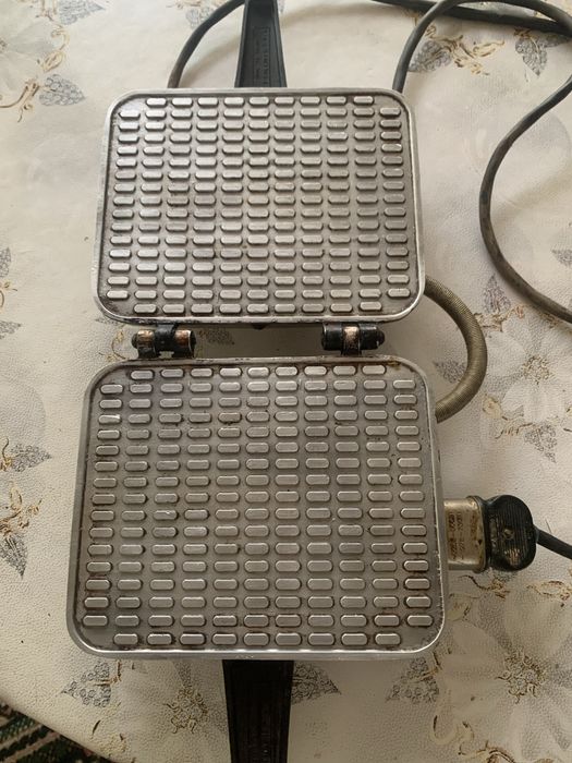 Электровафельница СССР